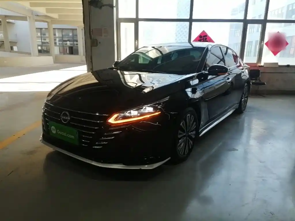 Nissan Teana 2024 2.0L SV Black Gold Edition