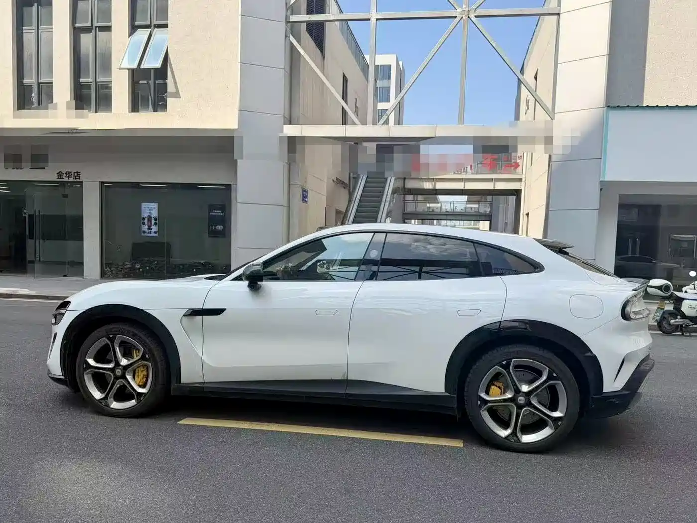 Xiaomi Auto Xiaomi YU7 2025 Ultra Long Range High Performance AWD Max Edition фото 3
