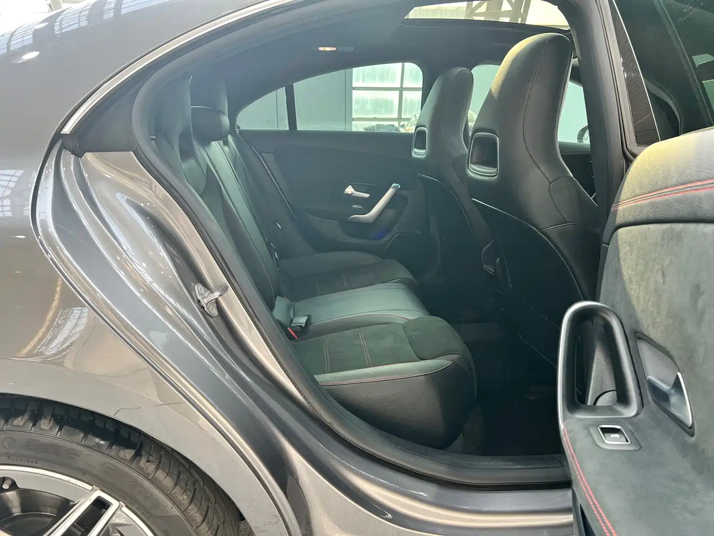 Mercedes-Benz CLA (Import) 2021 CLA 200 фото 12