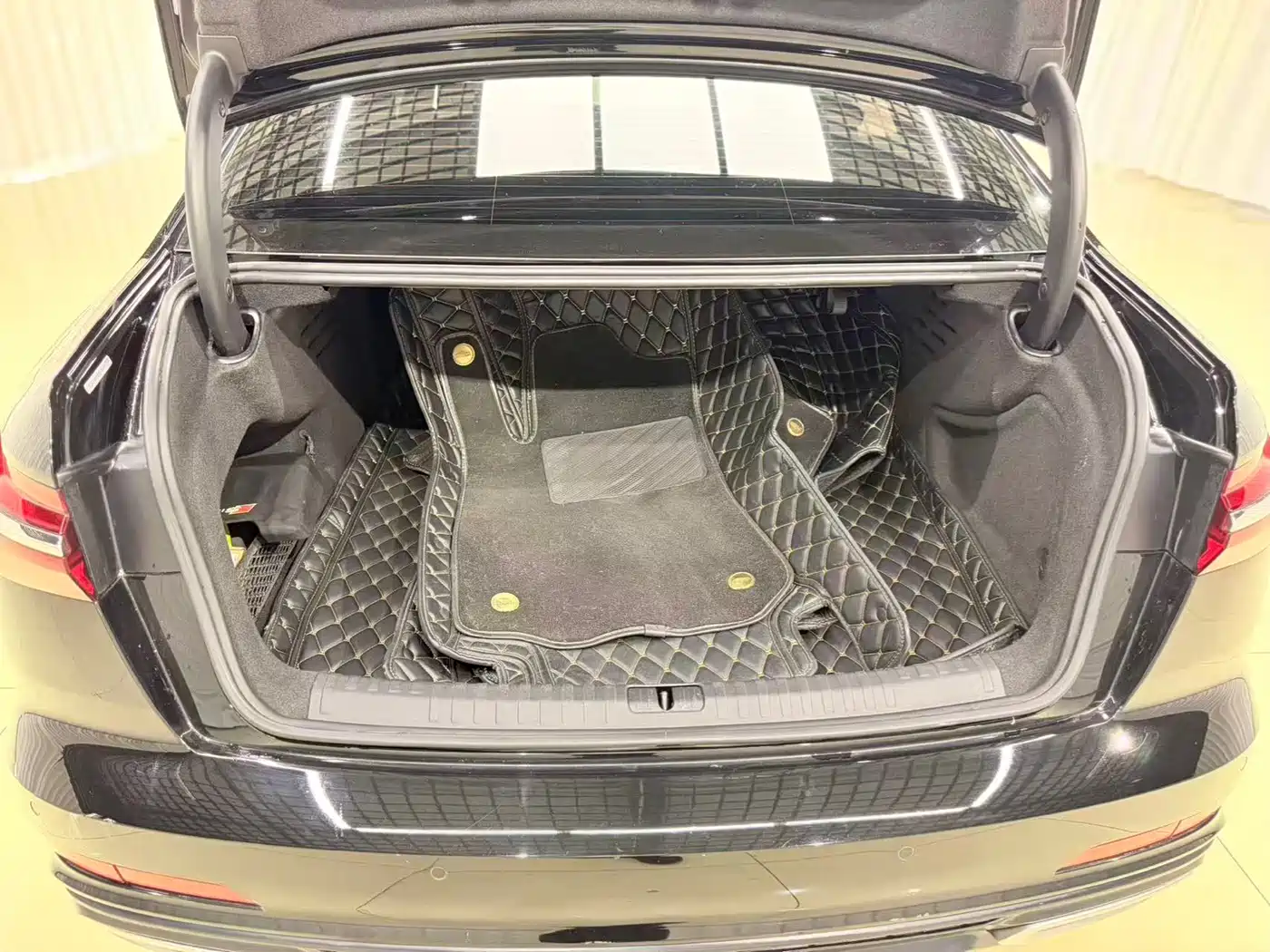 Audi A6L 2021 45 TFSI Exclusive Sport фото 16