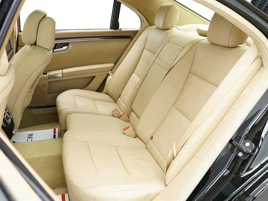 Mercedes-Benz S-Class 2011 S 350 L CGI фото 13