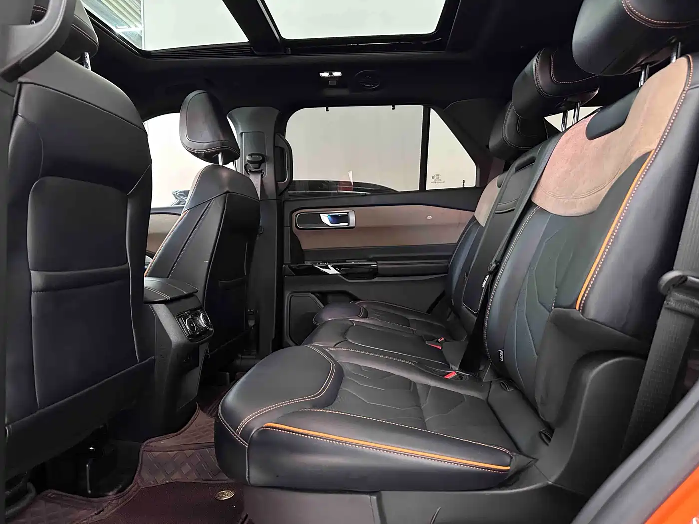 Ford Explorer 2024 2024 2.3T EcoBoost Kunlun Summit Edition 7-Seater