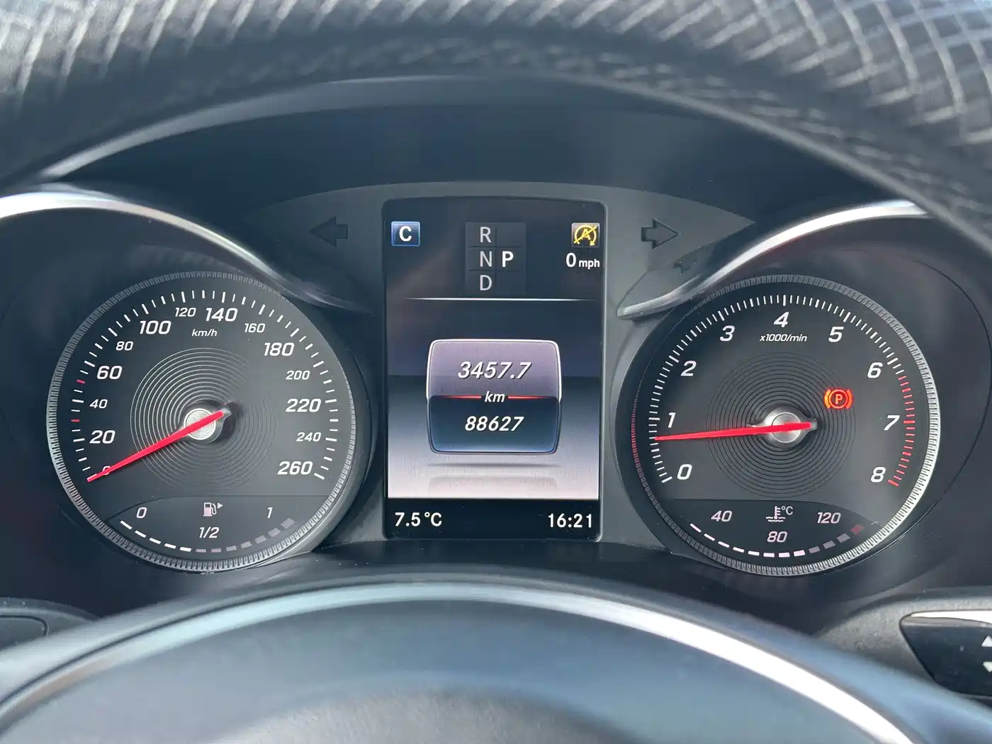 Mercedes-Benz GLC Coupe 2018 GLC 260 4MATIC Coupe SUV фото 12