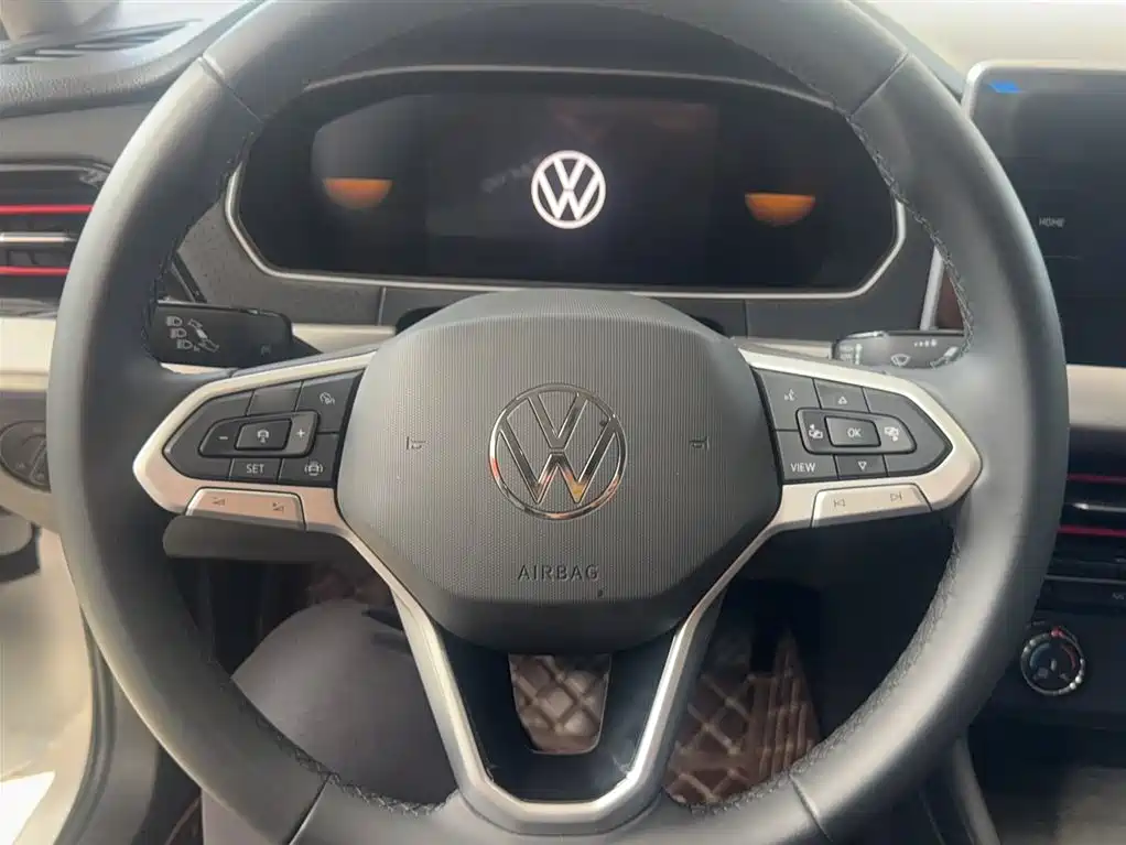 Volkswagen Lavida 2024 Model 300TSI DSG Starlight Full Comfort Edition фото 3