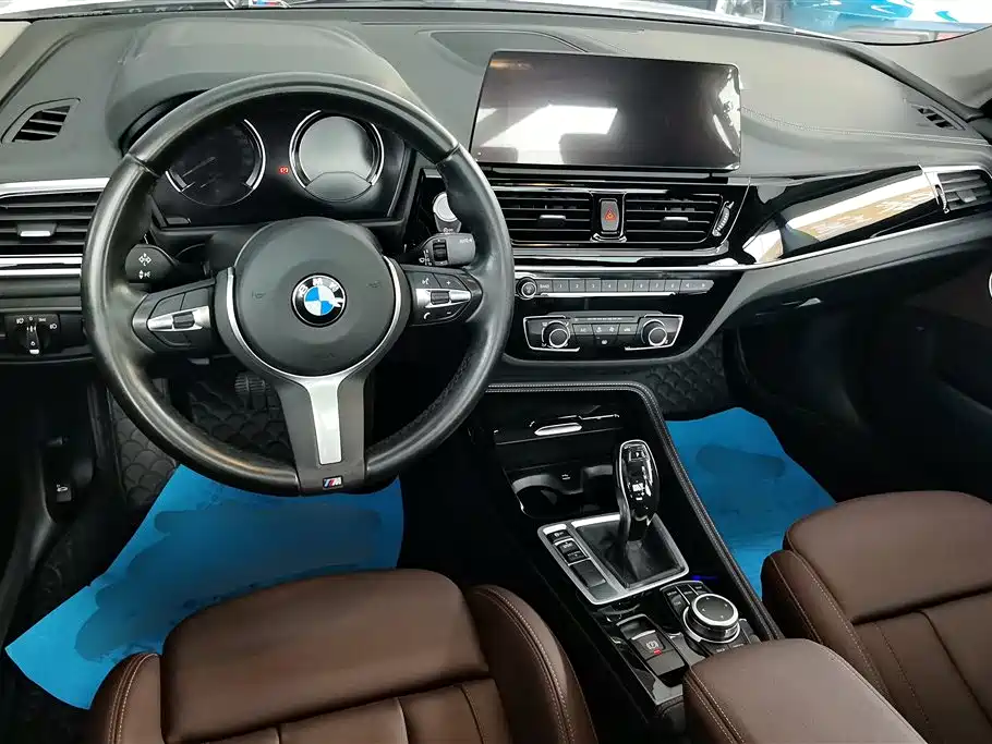 BMW 1 Series 2021 Facelift 125i M Sport Shadow Edition фото 12