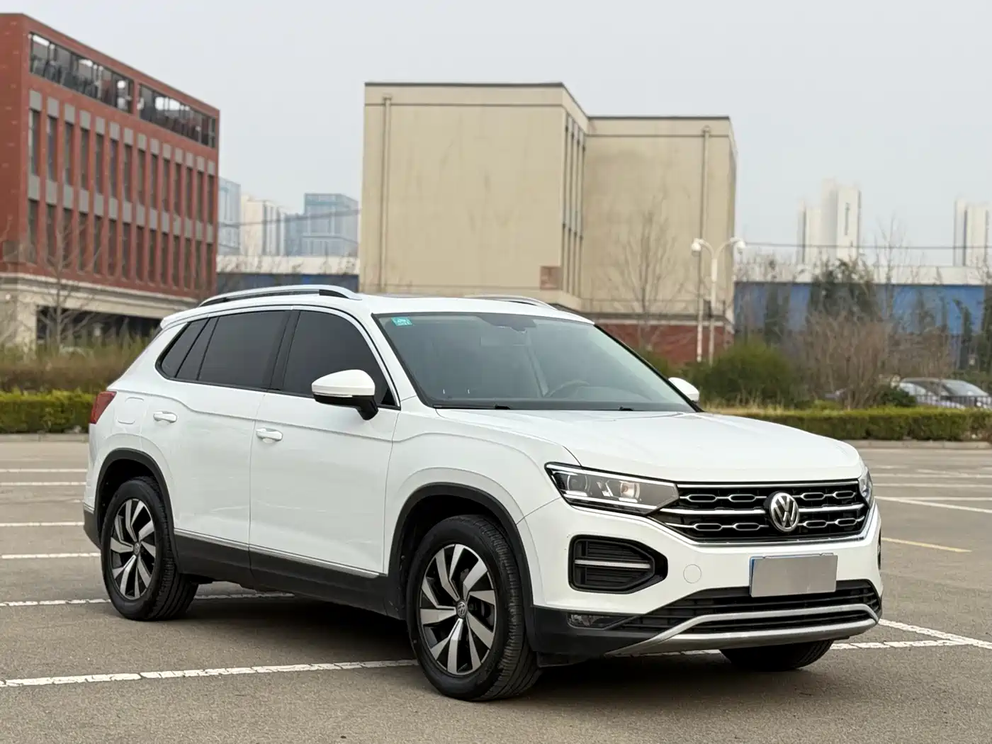 Volkswagen Tayron 2019 330TSI 2WD Luxury China VI фото 3