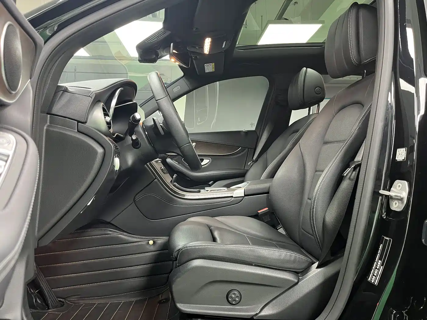 Mercedes-Benz GLC 2020 Facelift GLC 300 L 4MATIC Dynamic фото 9