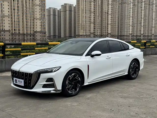 Hongqi H6 2023 2.0T Premium Edition