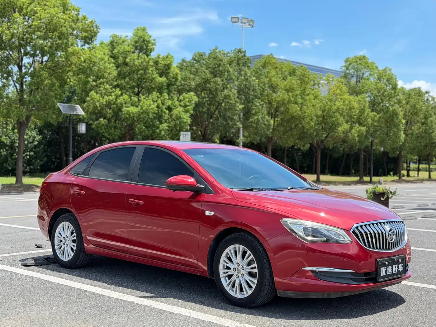 Photo 2 - Buick Excelle