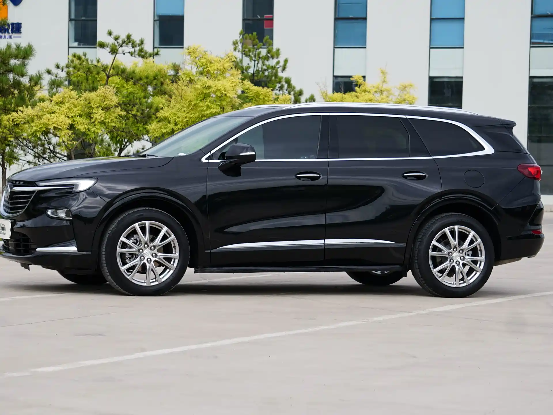 Фото 3 - Buick Enclave