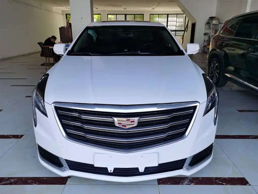 Cadillac XTS 2018 28T Technology фото 3