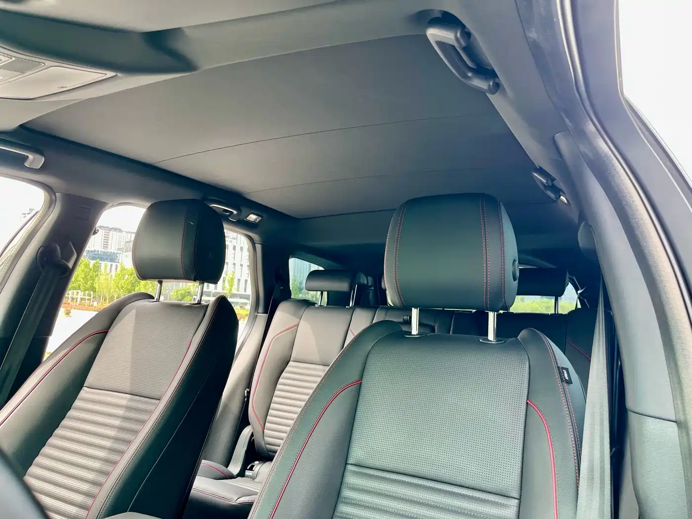 Land Rover Discovery Sport 2020 249PS R-Dynamic Performance Tech 7-seater фото 6