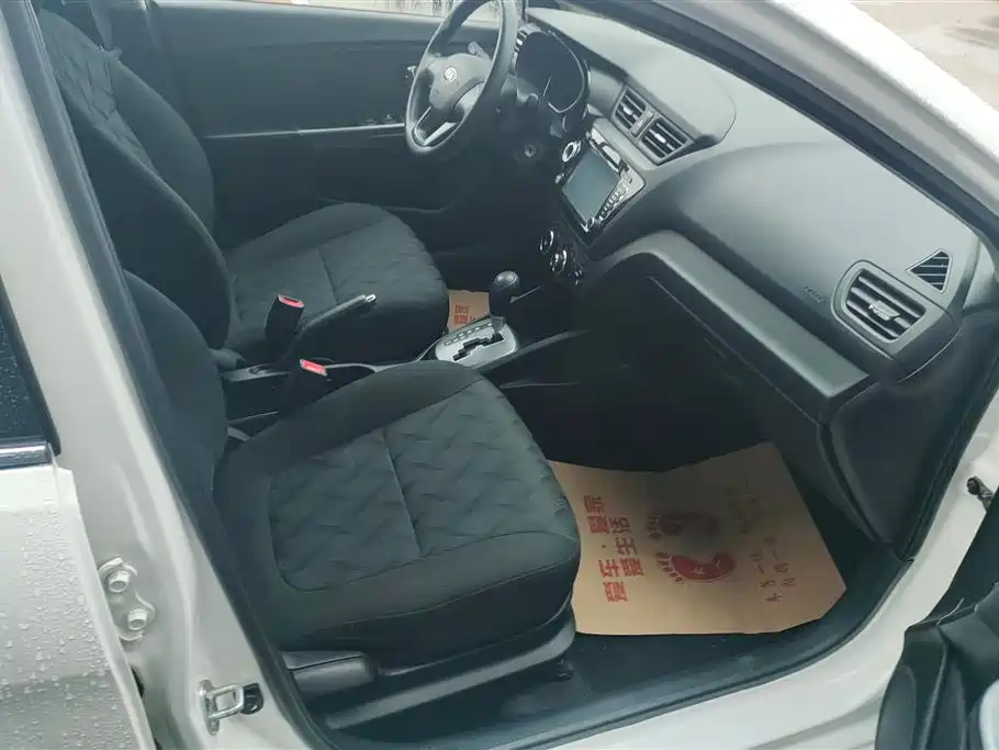 Kia K2 2015 Sedan 1.4L AT TOP фото 8