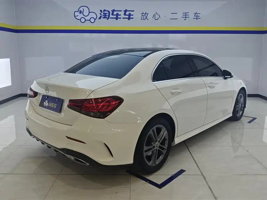 Mercedes-Benz A-Class 2021 Facelift A 180 L Sport Sedan фото 3