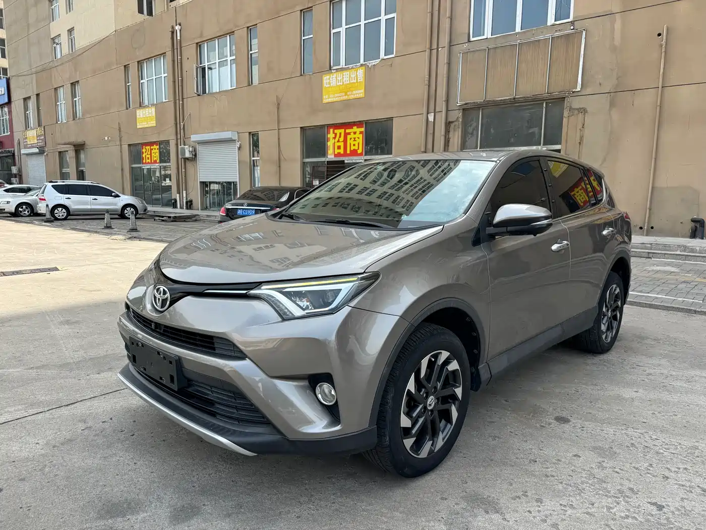 Toyota RAV4 Rongfang 2016 2.5L Automatic 4WD Elite