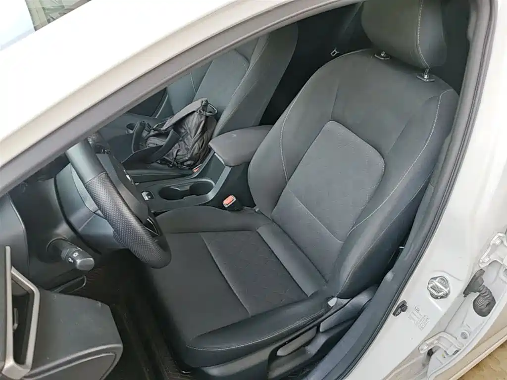 Toyota Corolla 2023 1.8L Smart Hybrid Dual Engine Pioneer Edition фото 15
