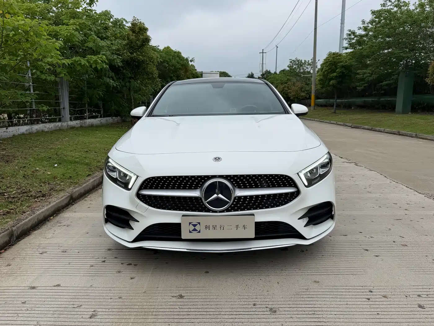 Mercedes-Benz A-Class 2021 A 200 L Sport Sedan Fashion Edition фото 9