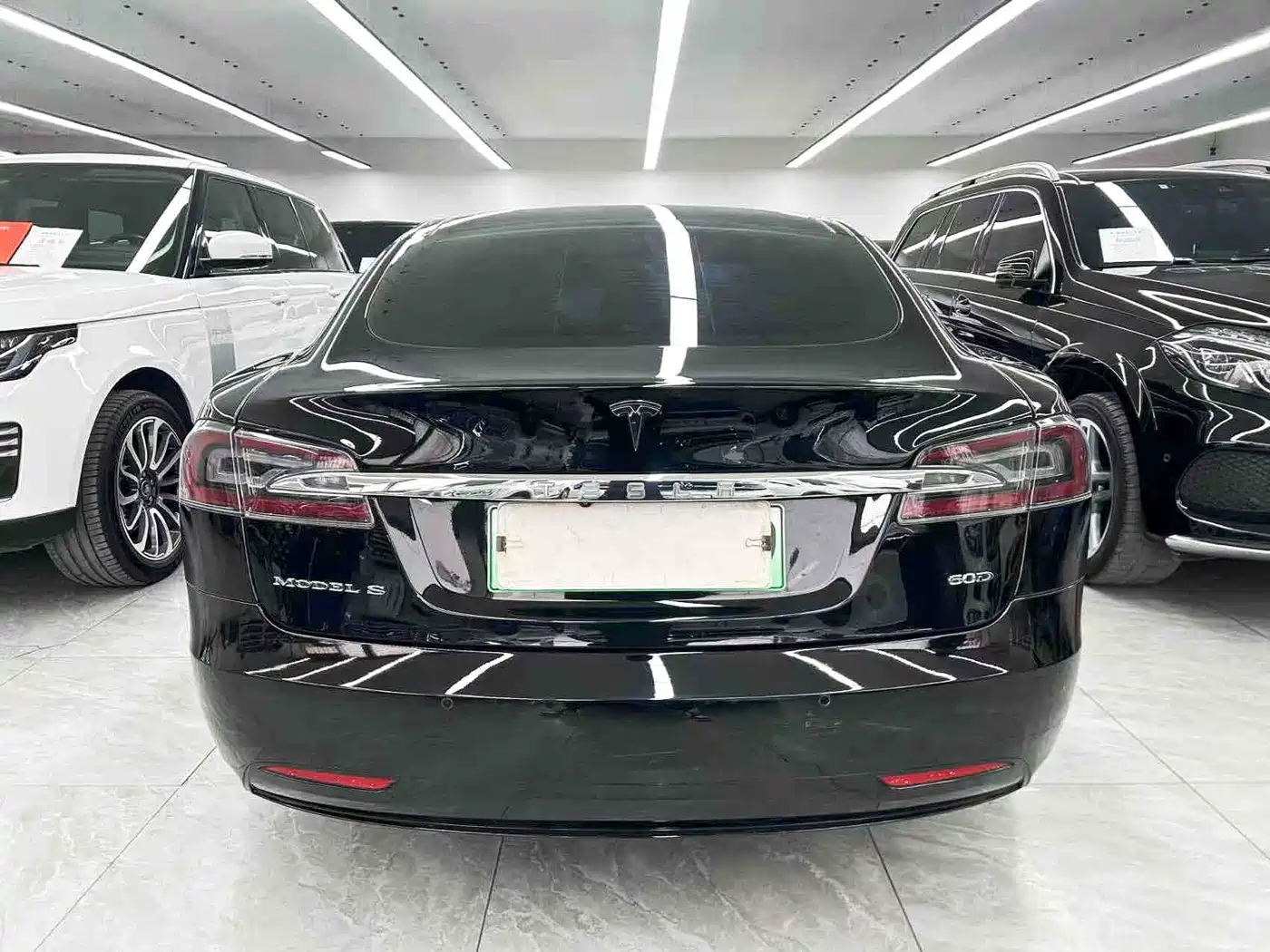 TESLA MODEL S