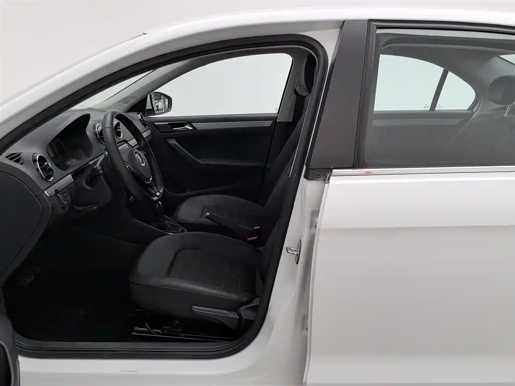 Volkswagen Jetta 2019 Dream Edition 1.5L Auto Comfort фото 10