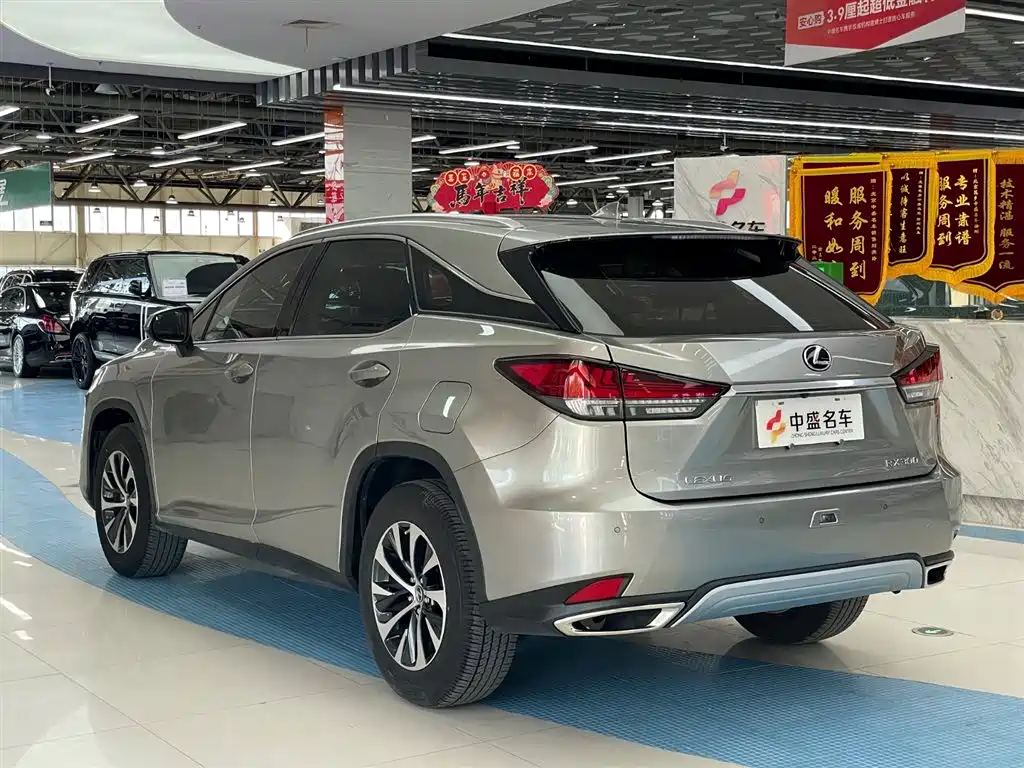 Lexus RX 2020 Facelift 300 2WD Elite Edition фото 5