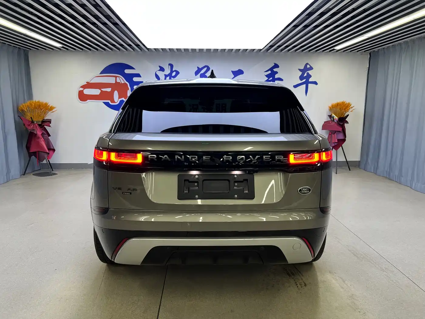 Land Rover Range Rover Velar 2019 250PS R-DYNAMIC S фото 19