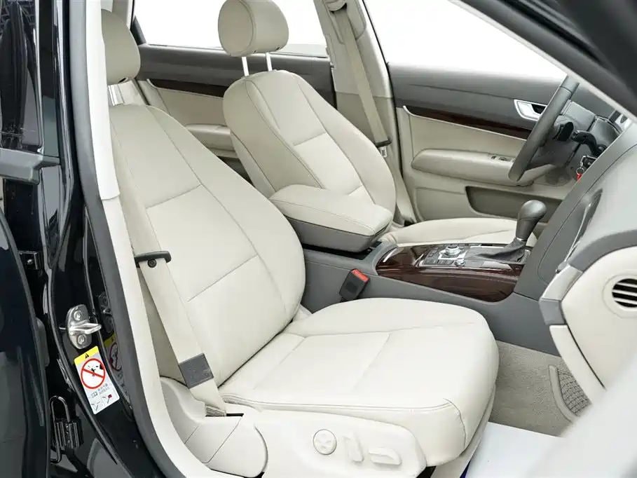 Audi A6L 2010 2.4L Technology фото 13