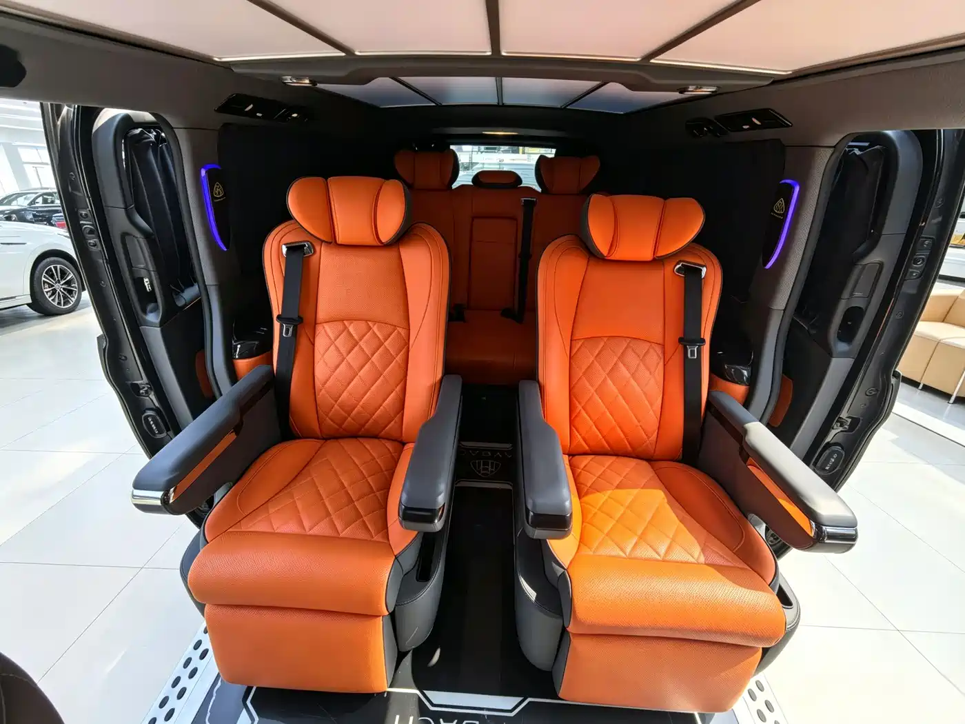 Mercedes-Benz Vito 2021 2.0T Business Edition 7-seater фото 12