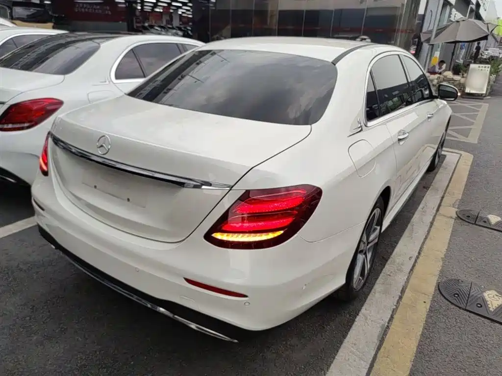 Mercedes-Benz E-Class 2019 E 260 L Sport фото 7