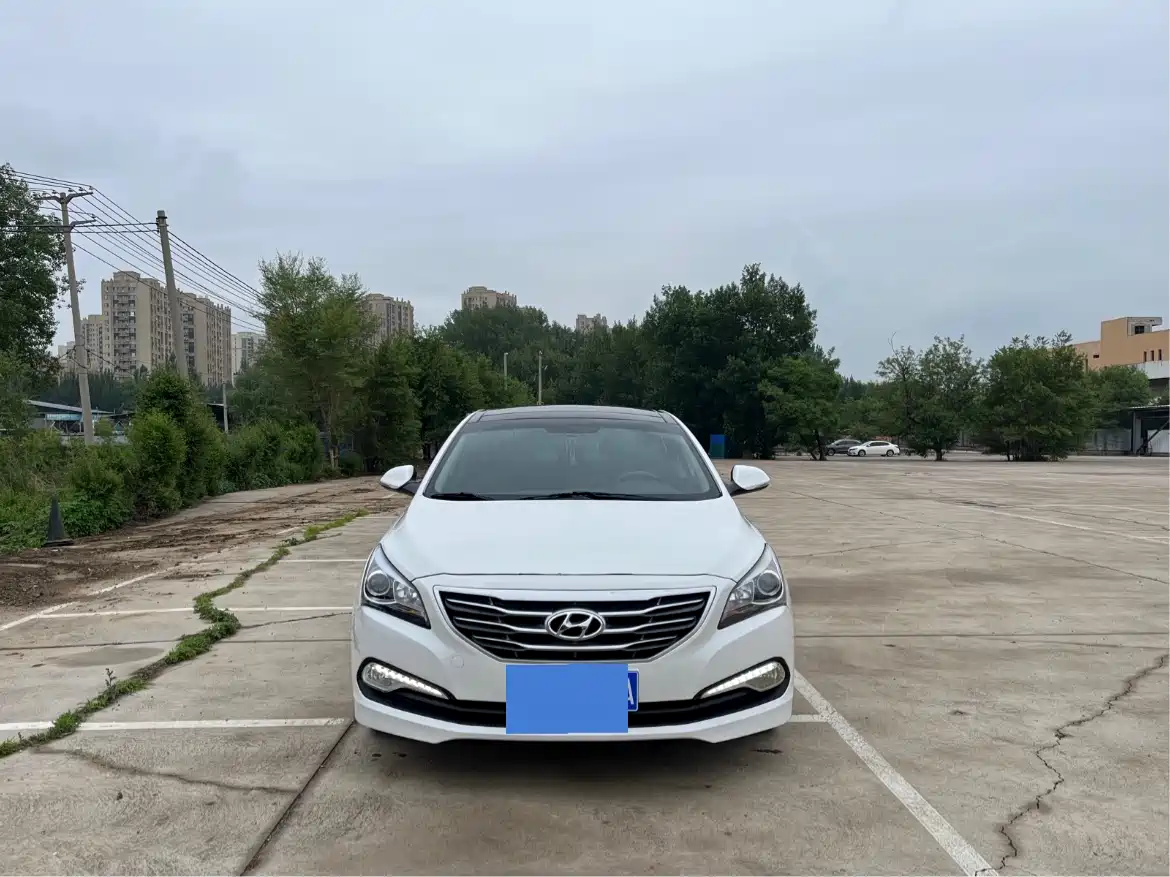 Hyundai Mistra 2016 1.6T Automatic Smart GLS фото 2