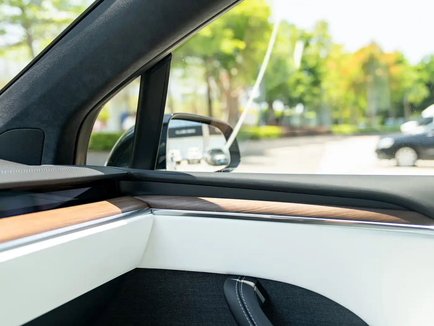 Tesla Model X 2023 Dual Motor All-Wheel Drive Edition фото 11