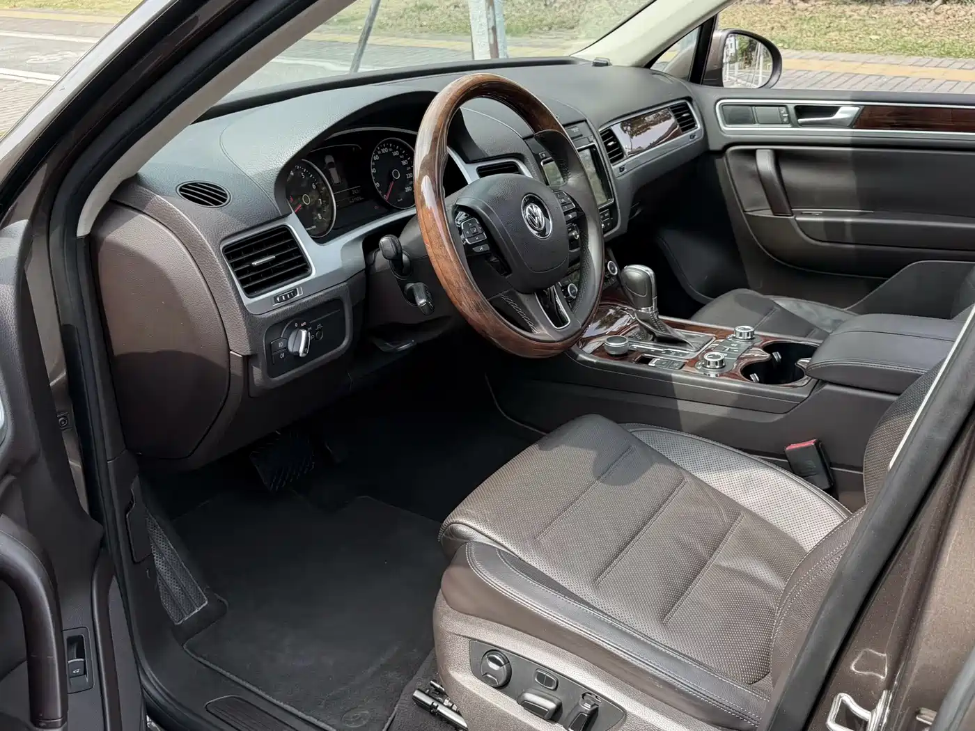 Volkswagen Touareg 2014 2011 3.0TSI Comfort