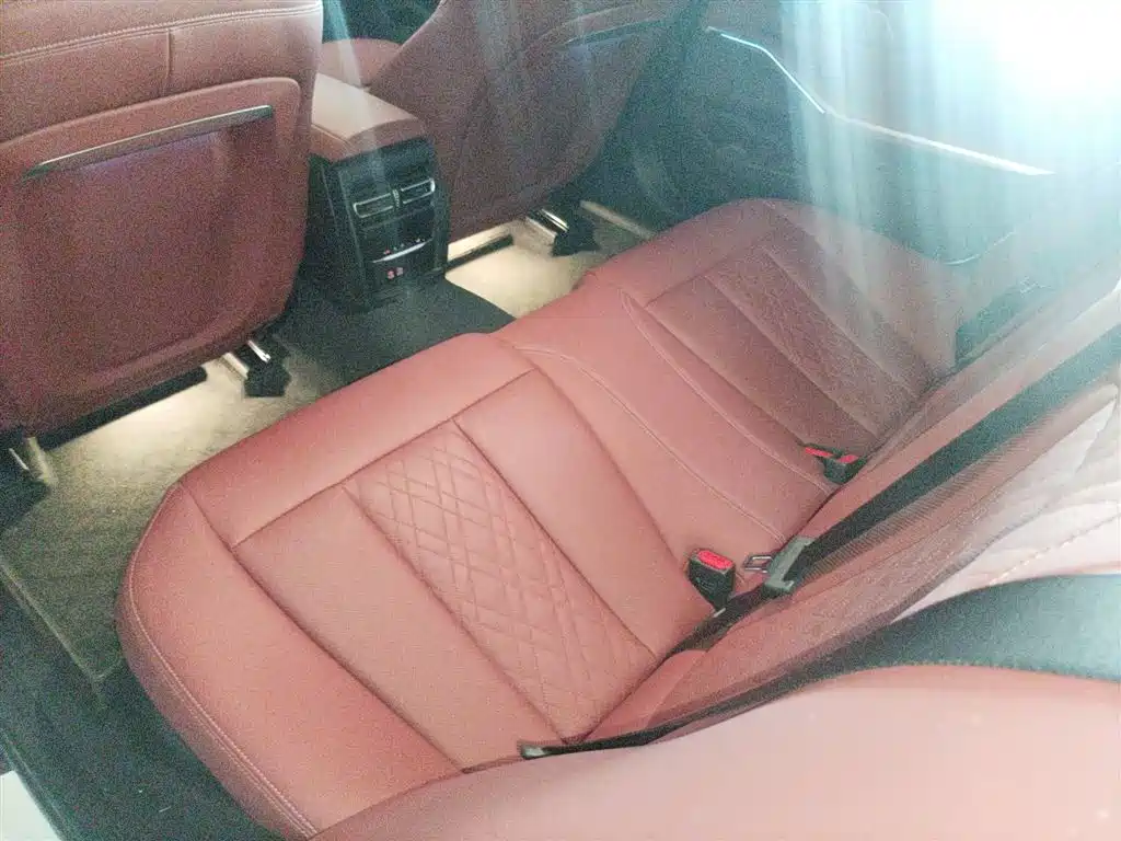 BMW 3 Series 2024 325Li M Sport Package фото 17