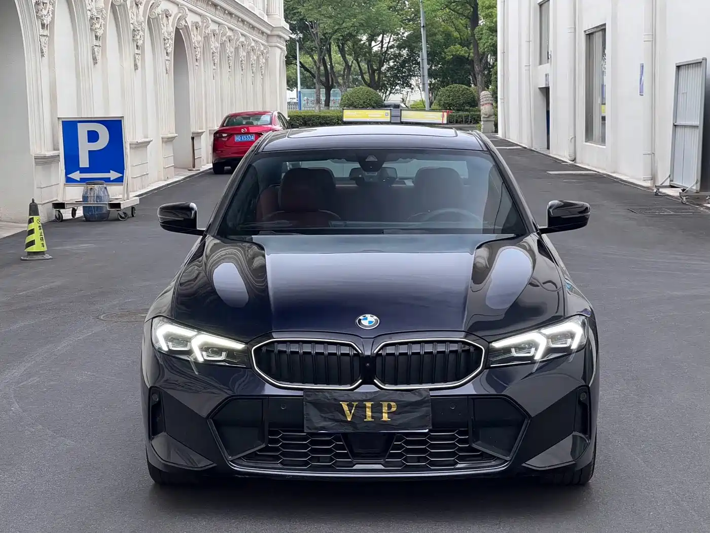 BMW 3 Series 2025 2025 330i M Sport Night Edition