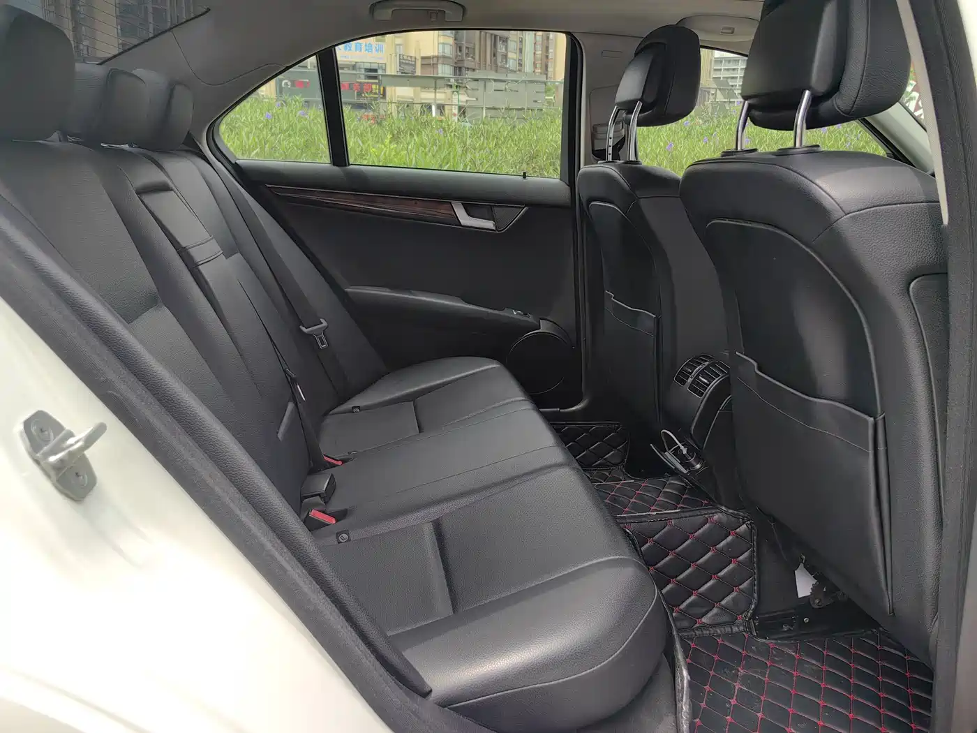 Mercedes-Benz C-Class 2013 C 260 CGI Elegance фото 10