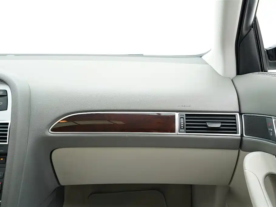 Audi A6L 2010 2.4L Technology фото 18