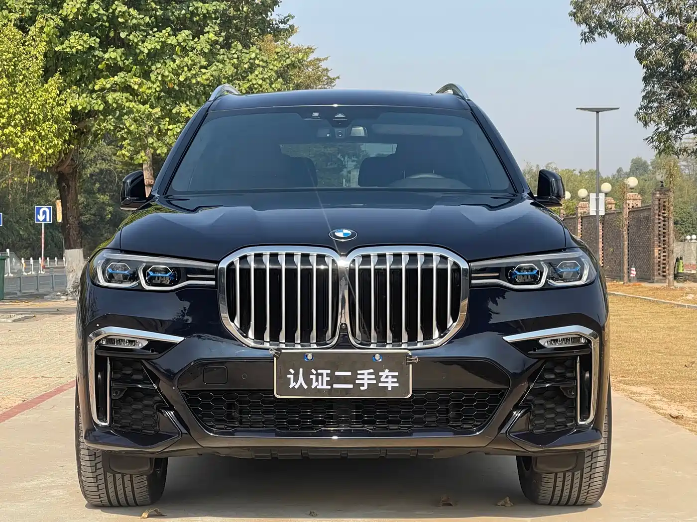 BMW X7 2022 xDrive40i Exclusive M Sport Package фото 2