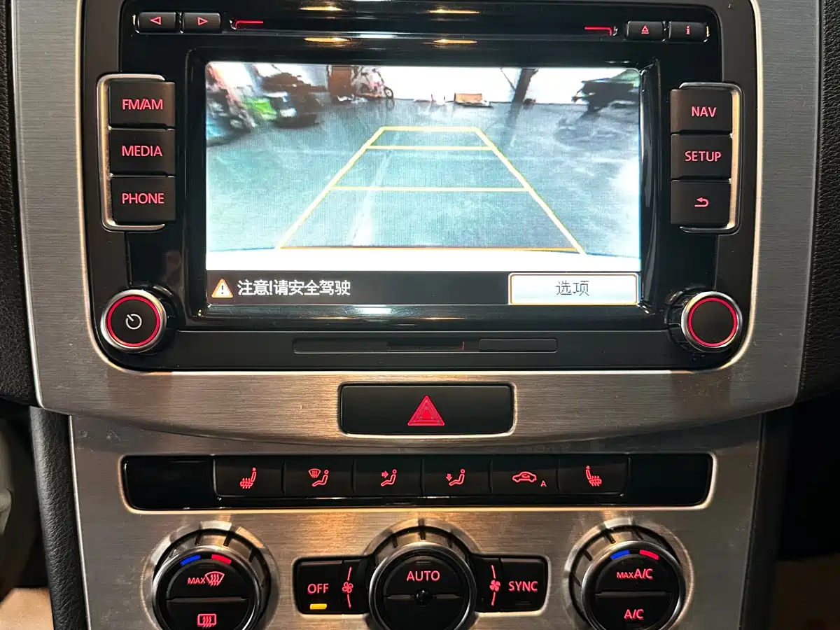 Volkswagen FAW-Volkswagen CC 2016 Model 2.0TSI Luxury фото 17