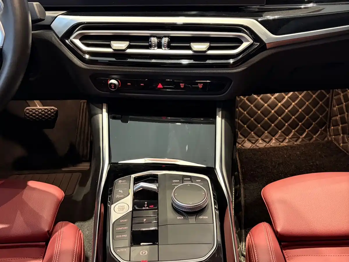 BMW 3 Series 2023 320Li M Sport Package фото 16