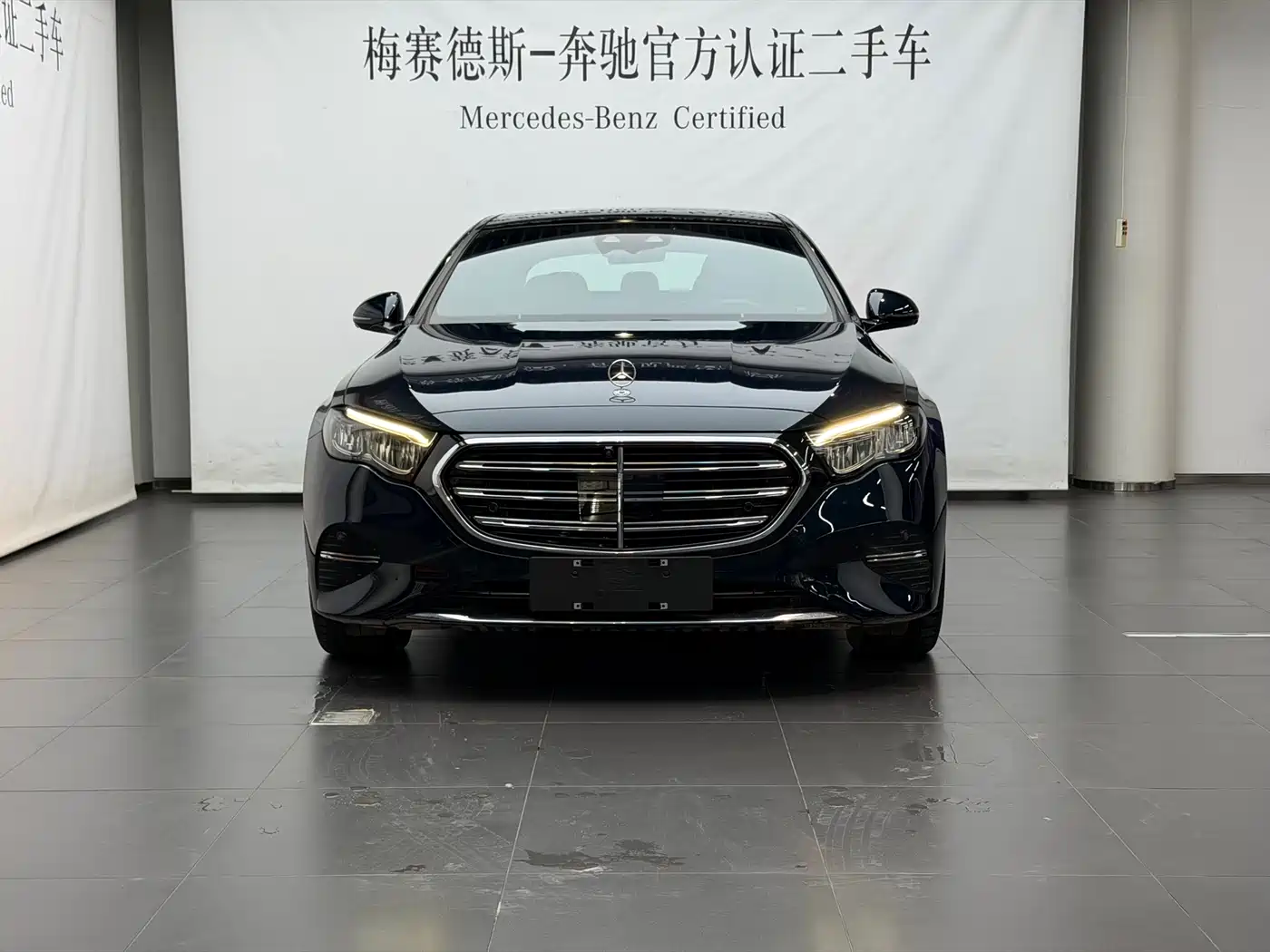 Mercedes-Benz E-Class New Energy 2024 E 350 e L Plug-in Hybrid Sports Sedan фото 2