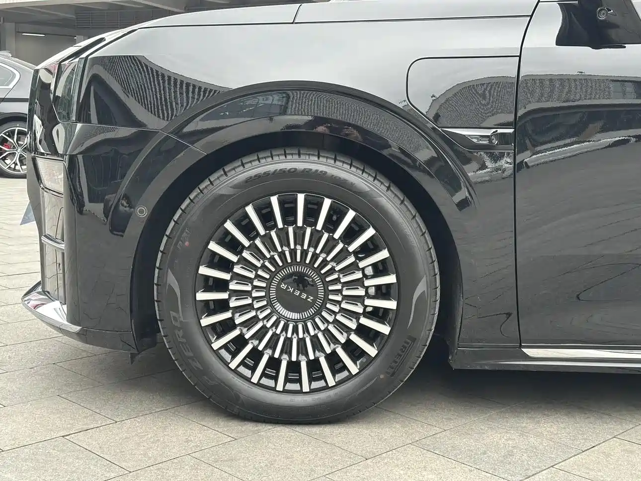 ZEEKR EXTREME KRYPTON 009