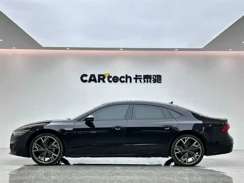 AUDI A7L