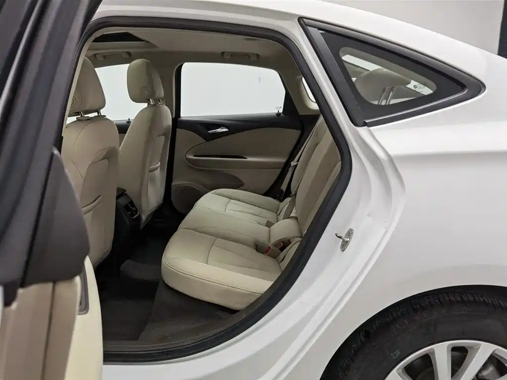 Buick Verano 2015 Sedan 15S Automatic Progressive фото 15