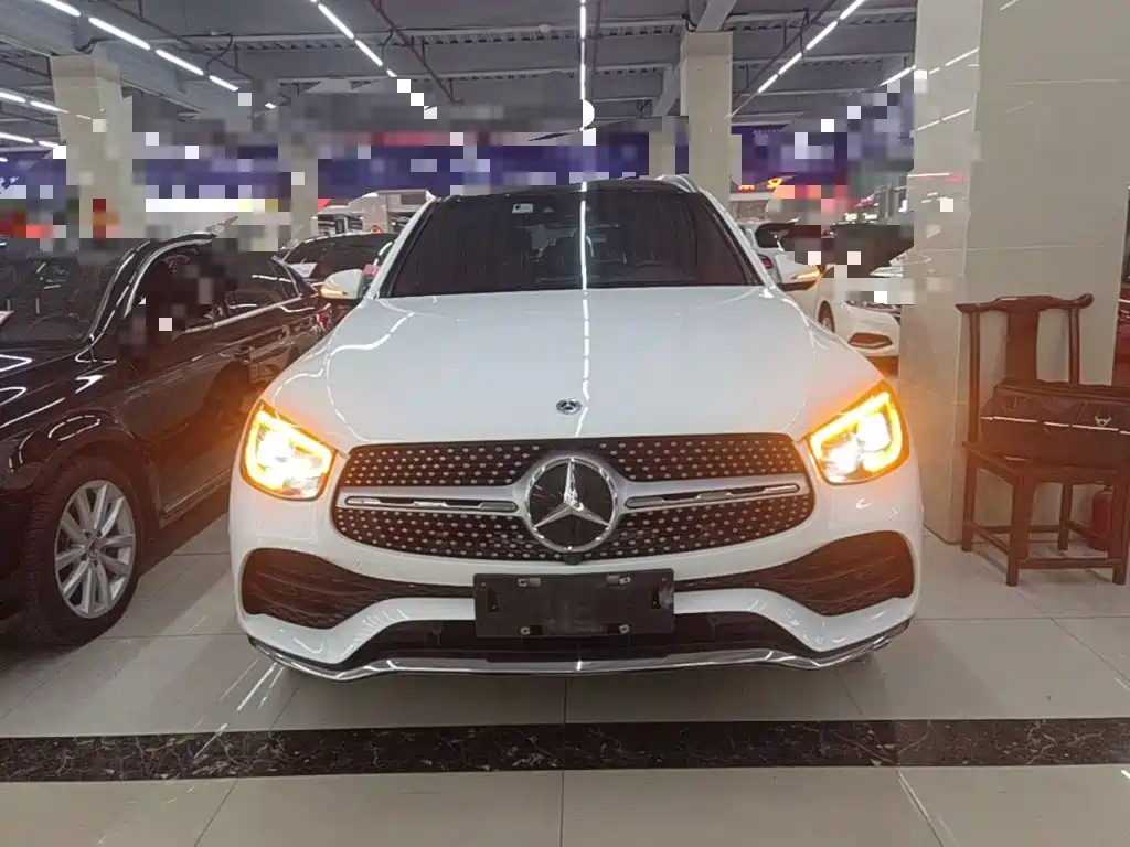 Фото 3 - Mercedes-Benz GLC