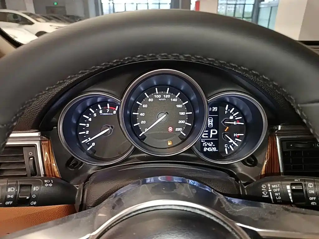 Zotye SR9 2017 2017 2.0T Automatic Ultimate Road Edition