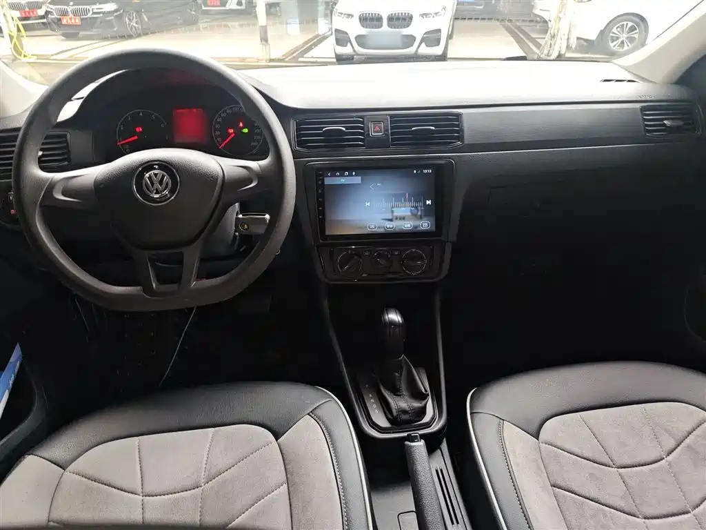 Volkswagen Santana 2016 1.6L Automatic Trend Edition фото 6