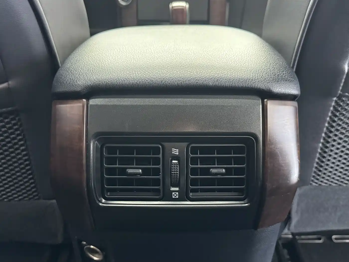 Toyota Prado 2016 3.5L Auto TX-L фото 17