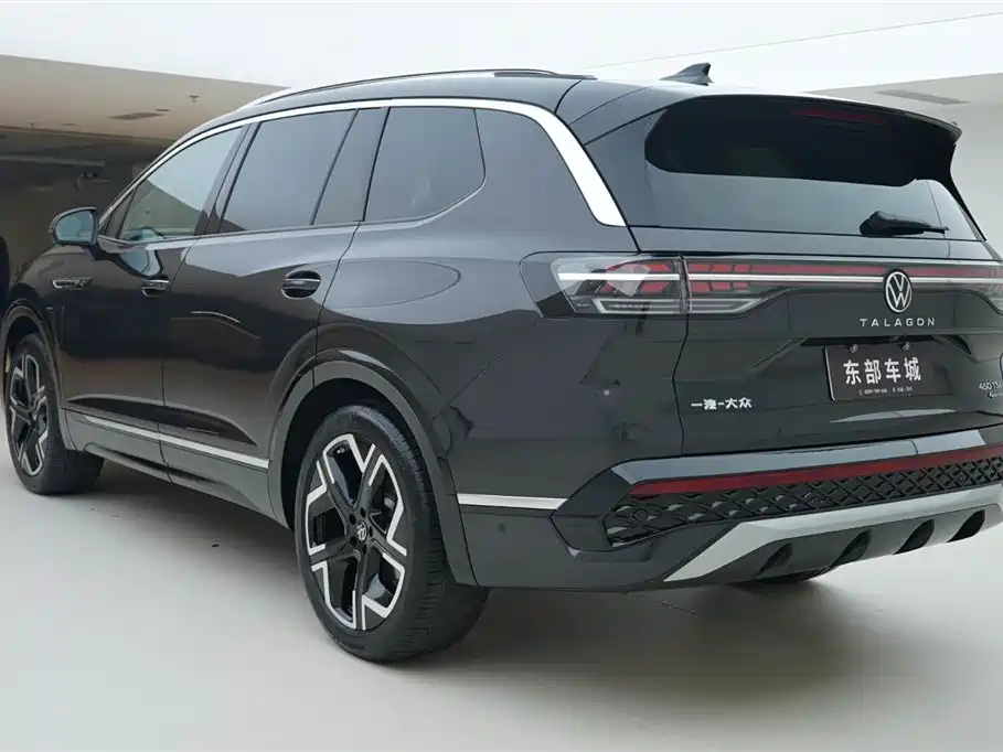 Volkswagen Talagon 2025 450TSI R-Line 6-Seater фото 4