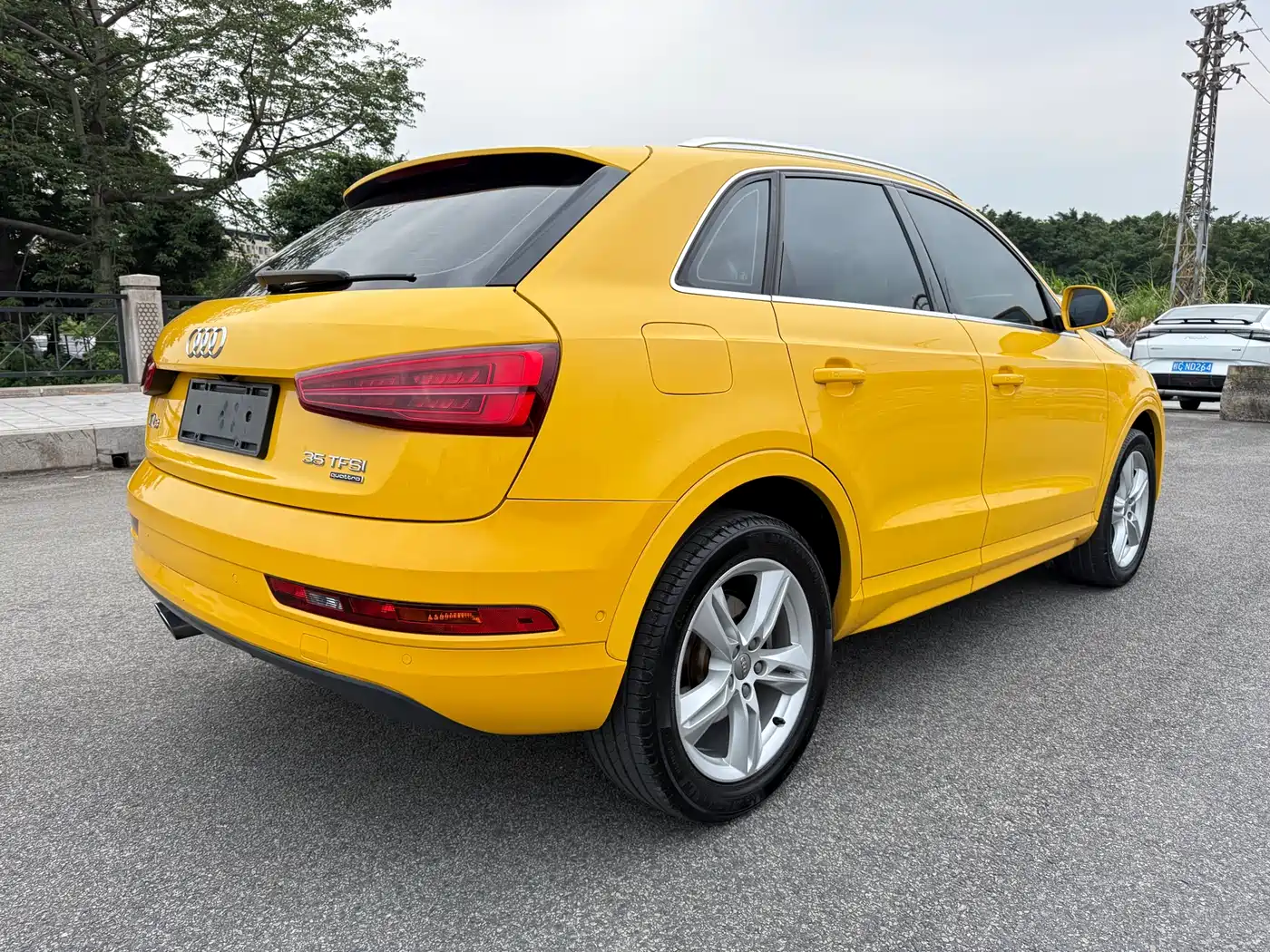 Audi Q3 2016 35 TFSI quattro All-Wheel Drive Fashion Edition фото 11