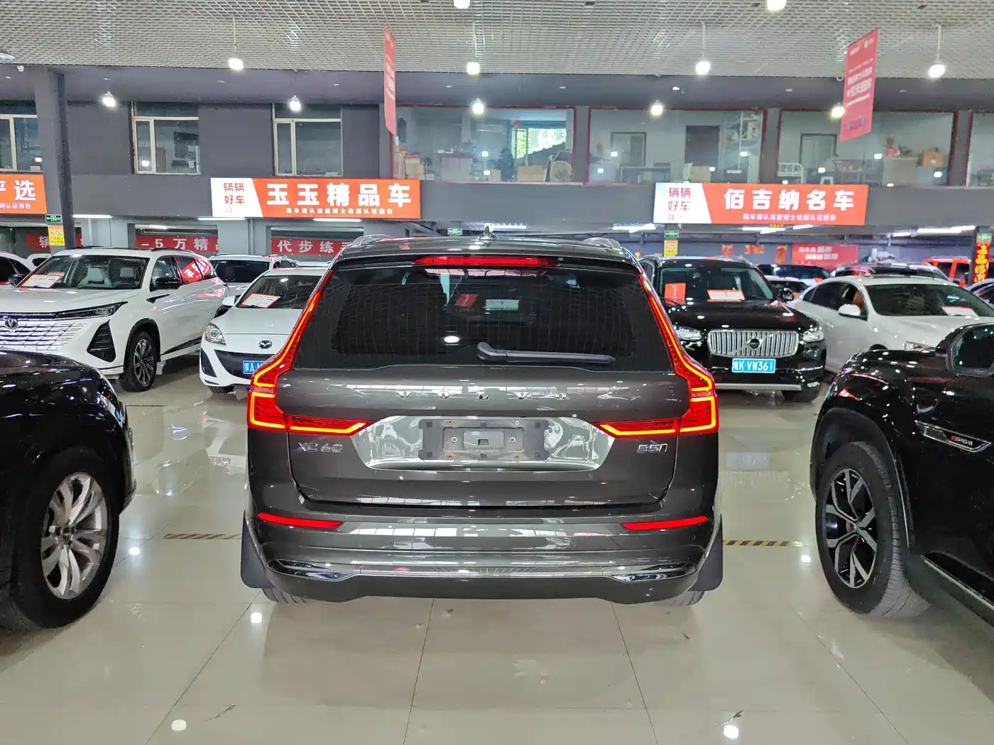 VOLVO XC60