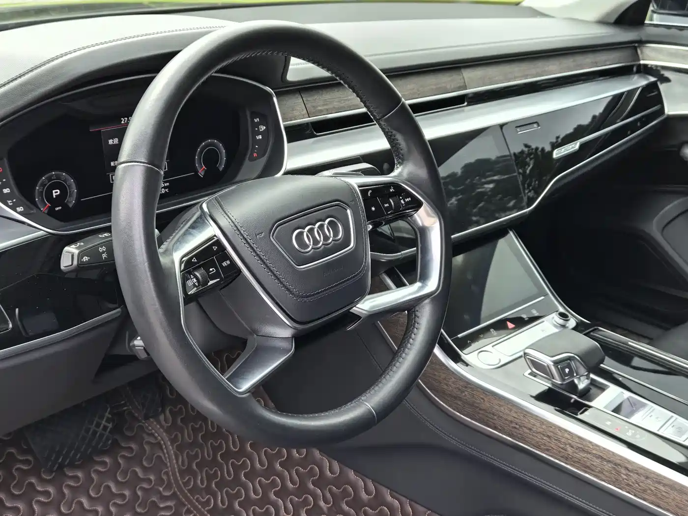 Audi A8 2019 Facelift Plus A8L 55 TFSI quattro Premium фото 7
